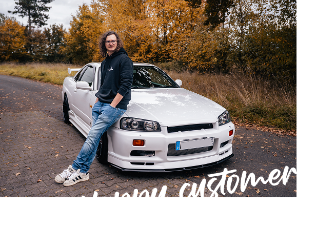 happycustomer Glücklicher Kunde von Crystal Clean Detailing Fahrzeugaufbereitung in Ansbach mit seinem Auto